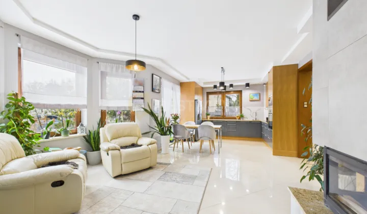 dom wolnostojący, 6 pokoi Ząbki, ul. Sasanki