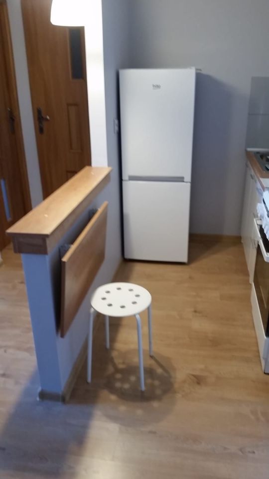 Mieszkanie 2-pokojowe Zielona Góra, ul. Wypoczynek. Zdjęcie 3