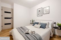 Mieszkanie 4-pokojowe Wrocław Fabryczna, ul. Białowieska. Zdjęcie 1