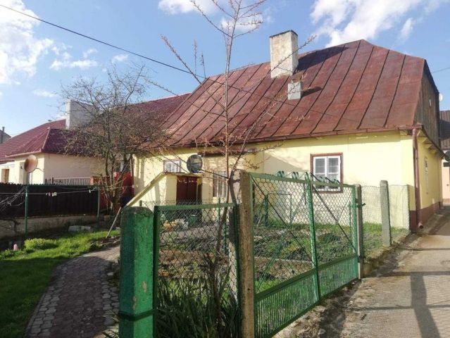 dom wolnostojący Staszów, ul. Kościelna. Zdjęcie 1