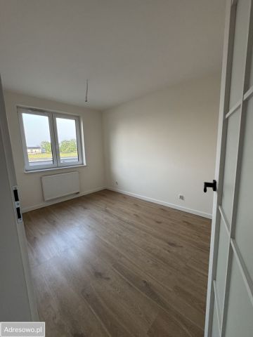 Mieszkanie 3-pokojowe Wrocław Lipa Piotrowska, ul. Cynamonowa. Zdjęcie 1