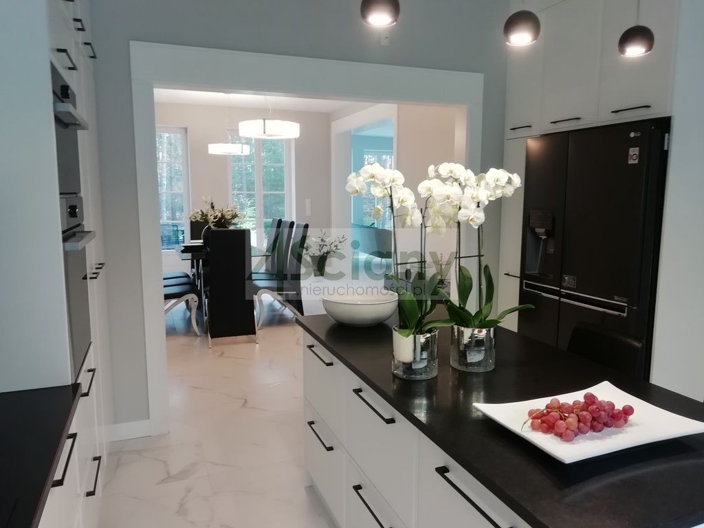 dom wolnostojący, 7 pokoi Jazgarzewszczyzna. Zdjęcie 7