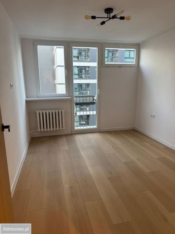 Mieszkanie 3-pokojowe Warszawa Wola, ul. Grzybowska. Zdjęcie 1