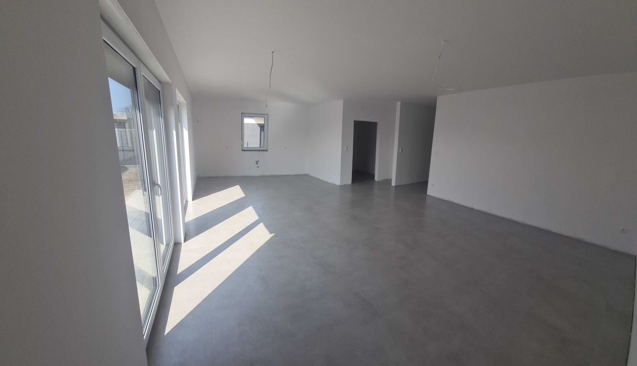 Mieszkanie 3-pokojowe Zbąszyń, ul. Sadowa. Zdjęcie 1