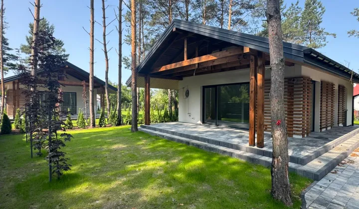 dom letniskowy, 3 pokoje Świętne