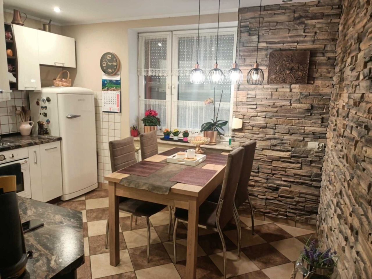 dom wolnostojący, 9 pokoi Sadki. Zdjęcie 8