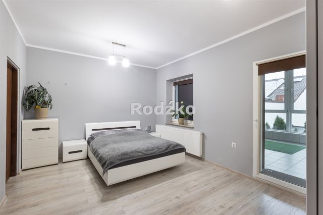 dom wolnostojący, 9 pokoi Bydgoszcz Czyżkówko, ul. Wiejska. Zdjęcie 8