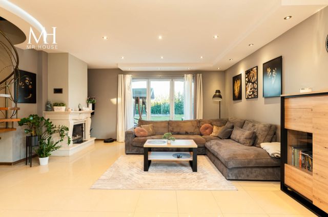 dom wolnostojący, 5 pokoi Pabianice. Zdjęcie 5