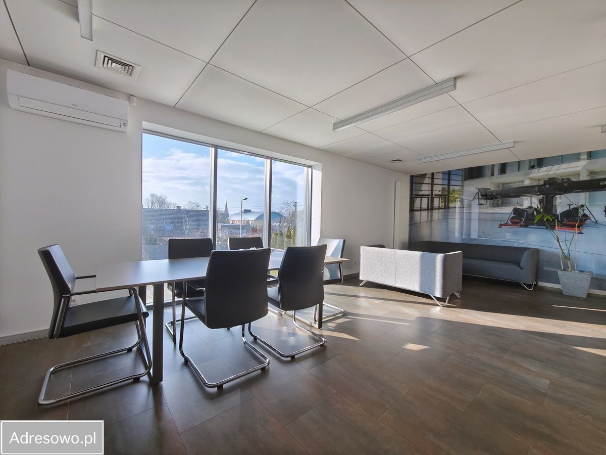 Biuro Opole Groszowice, ul. Romualda Traugutta. Zdjęcie 1