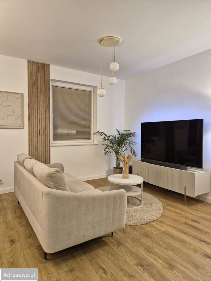 bliźniak, 5 pokoi Silno. Zdjęcie 12