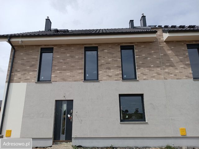 bliźniak, 5 pokoi Wschowa, ul. Topolowa. Zdjęcie 1