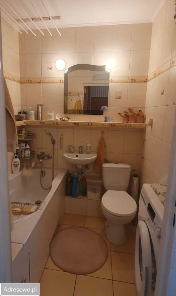 Mieszkanie 3-pokojowe Prudnik, ul. ks. Skowrońskiego. Zdjęcie 3