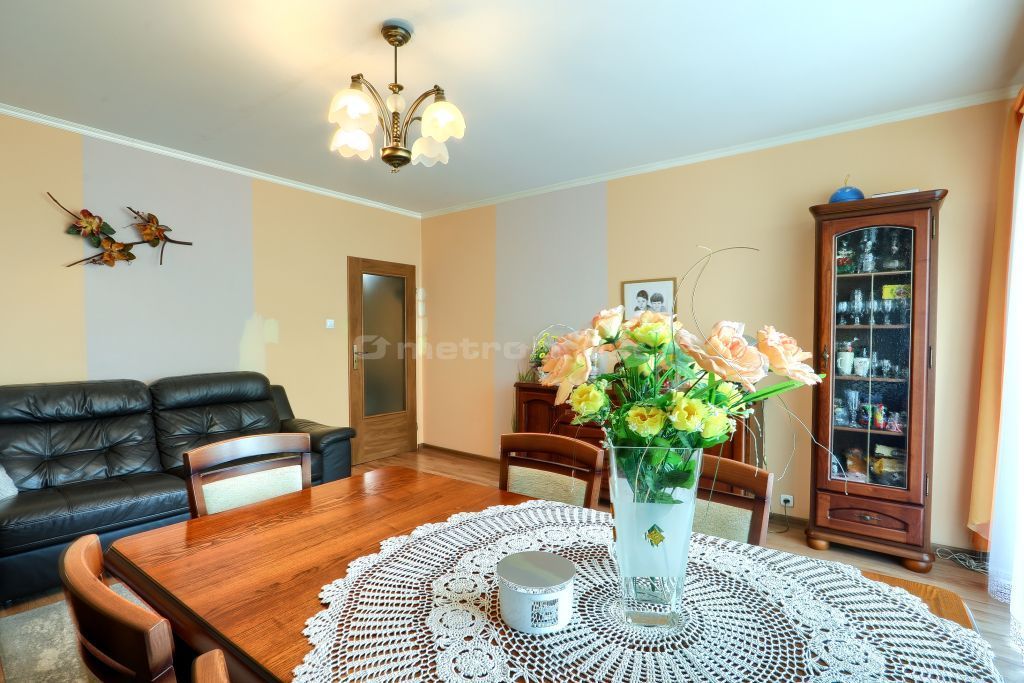 Mieszkanie 3-pokojowe Zgierz. Zdjęcie 3