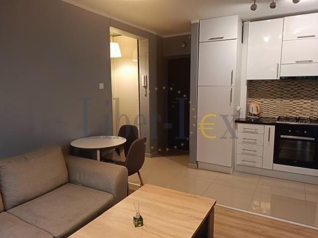 Mieszkanie 2-pokojowe Warszawa Praga-Południe, al. Stanów Zjednoczonych. Zdjęcie 3