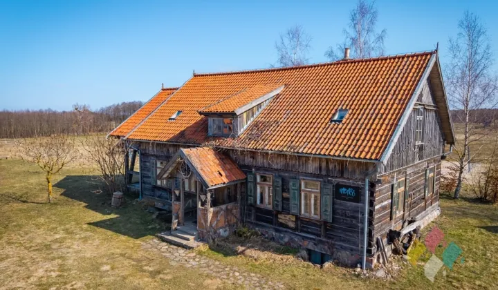 dom wolnostojący, 8 pokoi Zdory