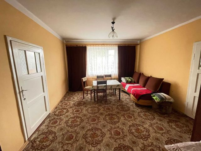 dom wolnostojący, 3 pokoje Graboszyce, ul. Główna. Zdjęcie 2
