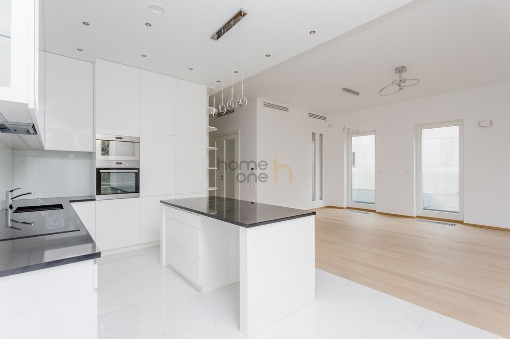 Mieszkanie 4-pokojowe Warszawa Mokotów, park Morskie Oko. Zdjęcie 3