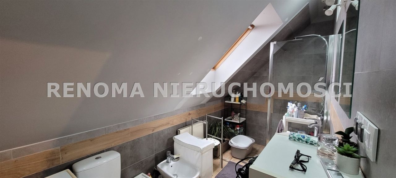 dom wolnostojący, 8 pokoi Wałbrzych Kozice, ul. Strzegomska. Zdjęcie 9