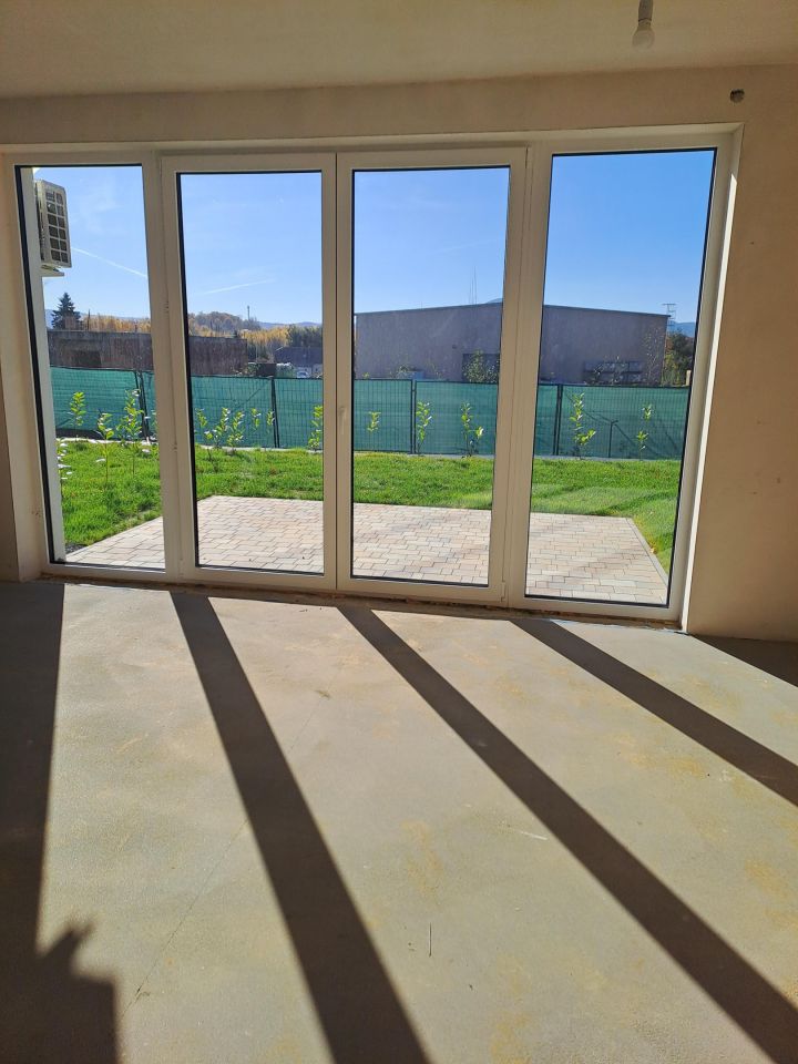 Mieszkanie 5-pokojowe Stróżówka. Zdjęcie 3