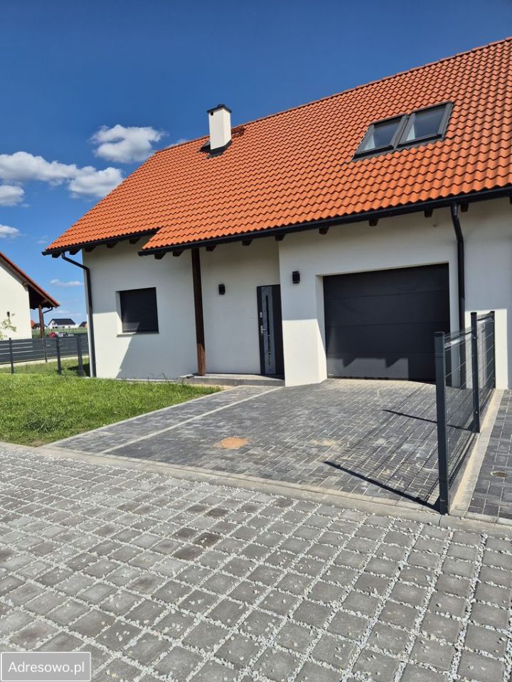 bliźniak, 5 pokoi Dobroszyce