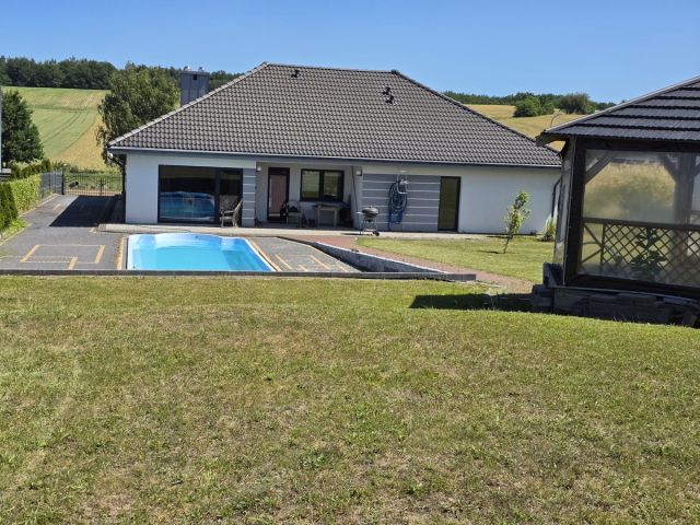 dom wolnostojący, 4 pokoje Bydlino. Zdjęcie 1