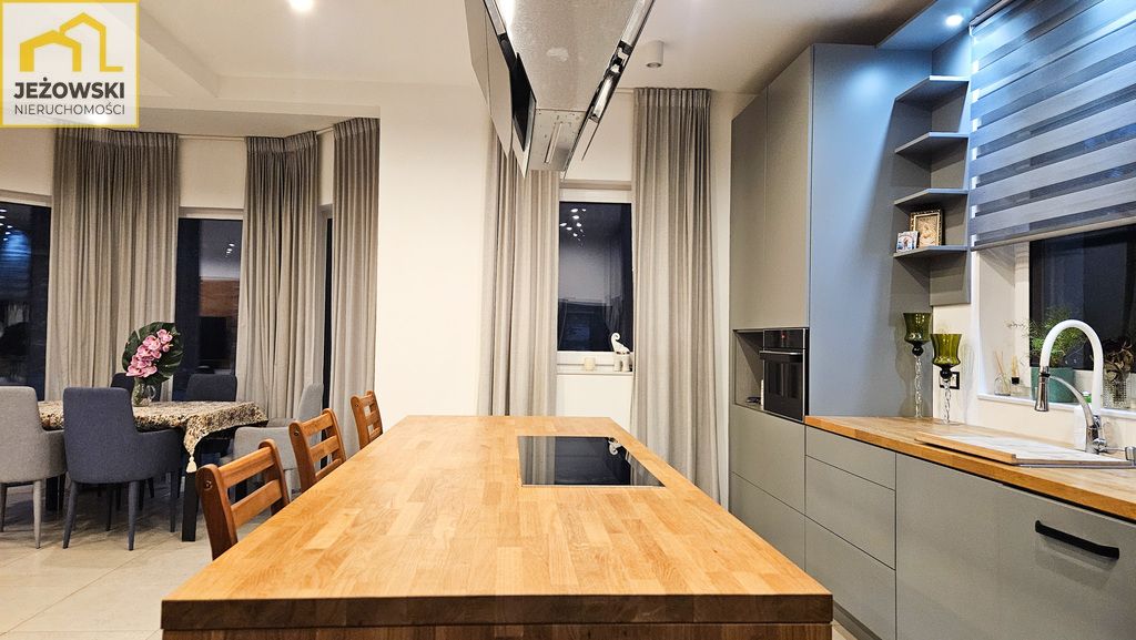 dom wolnostojący, 6 pokoi Janowiec. Zdjęcie 5