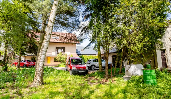 dom wolnostojący, 9 pokoi Aleksandrowice, ul. Radziwiłłów