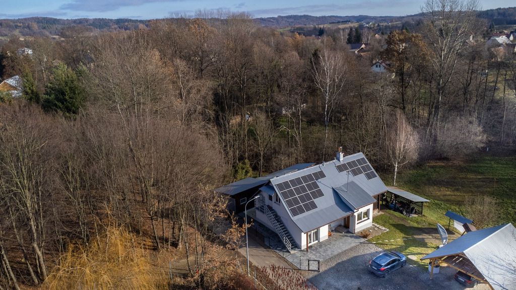 Biuro Jabłonica Polska. Zdjęcie 2