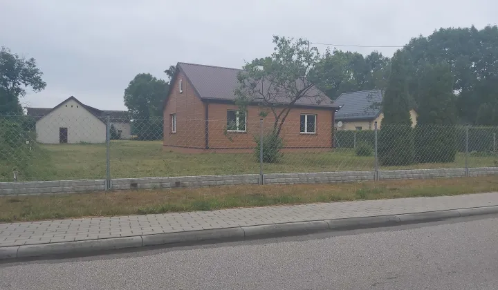 dom wolnostojący, 2 pokoje Szczeglacin