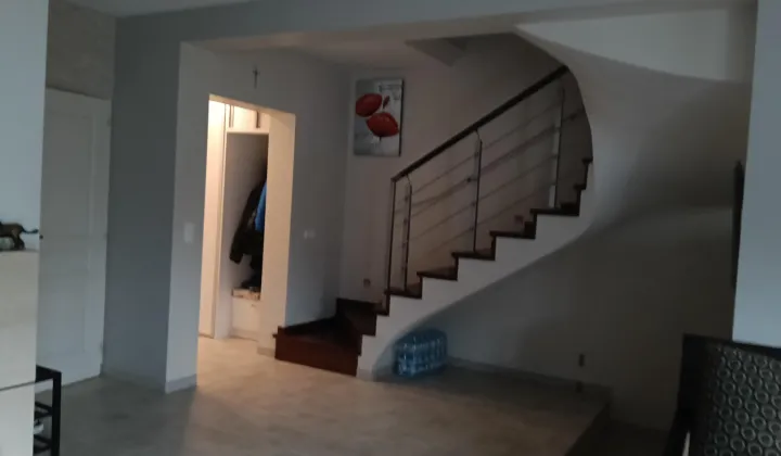 dom szeregowy, 4 pokoje Krasne