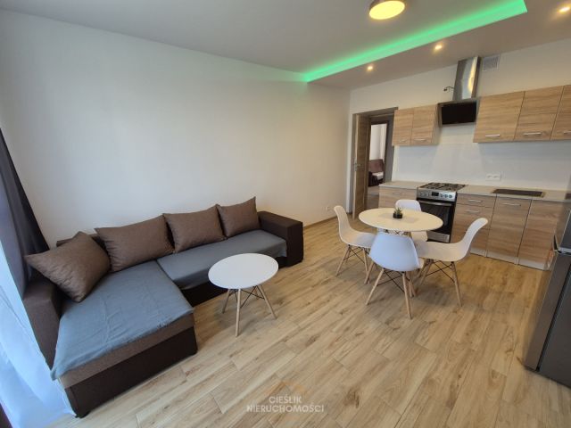 Mieszkanie 3-pokojowe Pyskowice, ul. Józefa Lompy. Zdjęcie 4