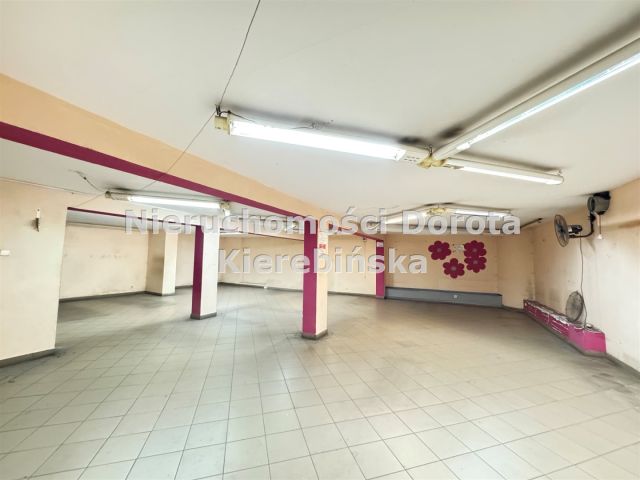 Lokal Tomaszów Mazowiecki, pl. Tadeusza Kościuszki. Zdjęcie 2