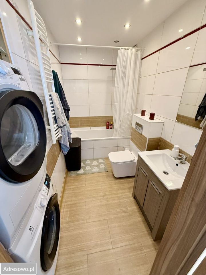 Mieszkanie 3-pokojowe Pogórze. Zdjęcie 3