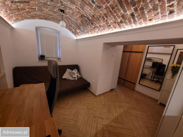 Mieszkanie 1-pokojowe Kraków Podgórze, ul. św. Benedykta. Zdjęcie 1