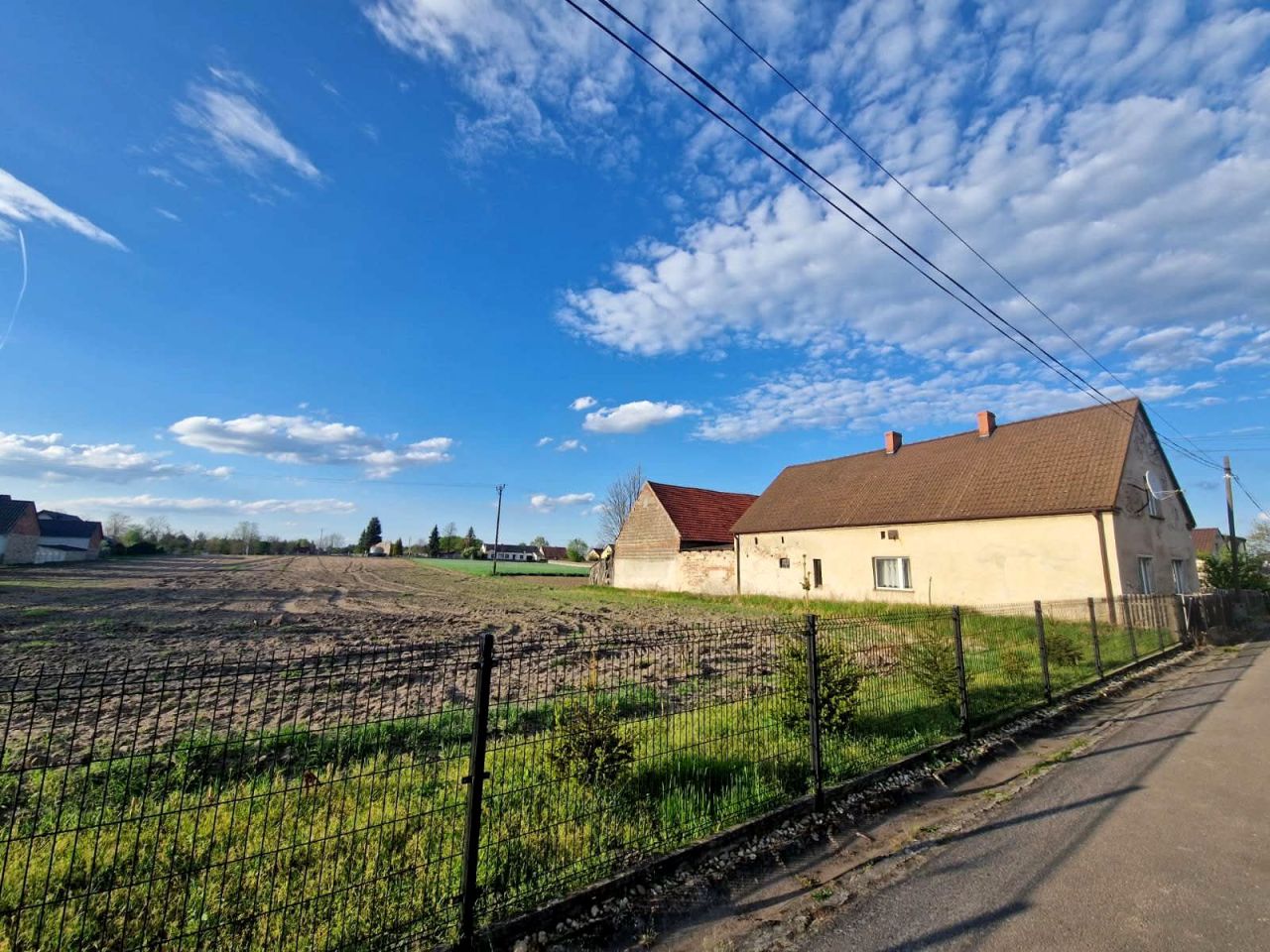 dom wolnostojący, 6 pokoi Narok, ul. Odrzańska. Zdjęcie 1