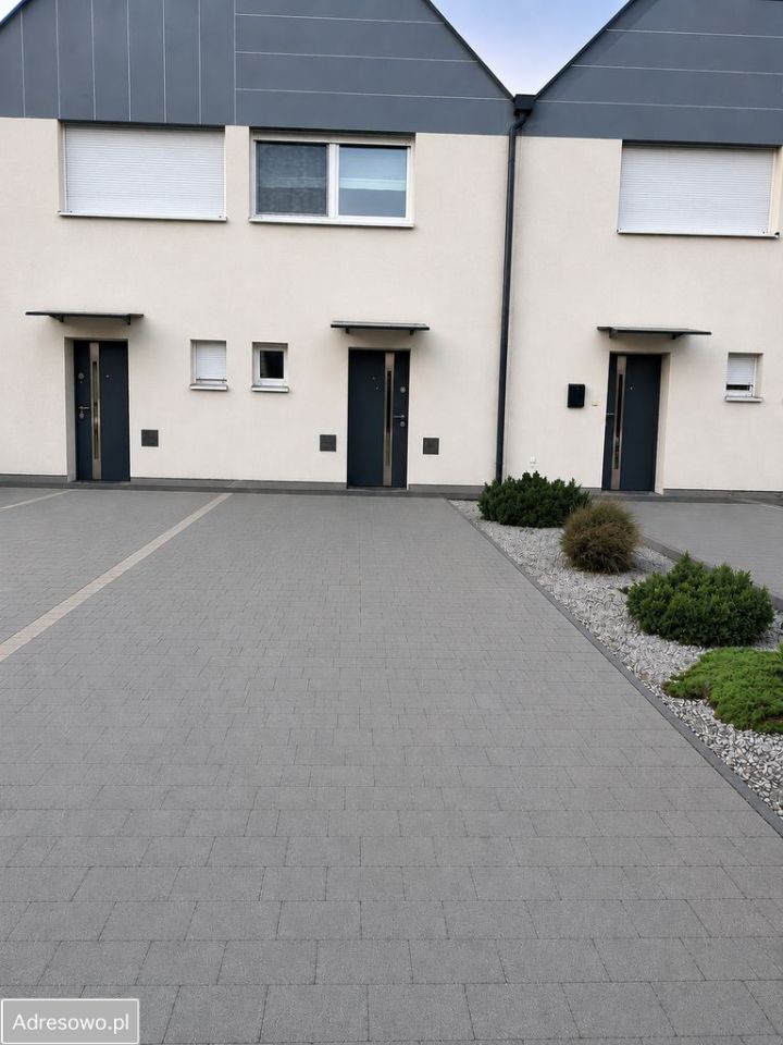 dom szeregowy, 3 pokoje Leszno, ul. Edmunda Bojanowskiego. Zdjęcie 1
