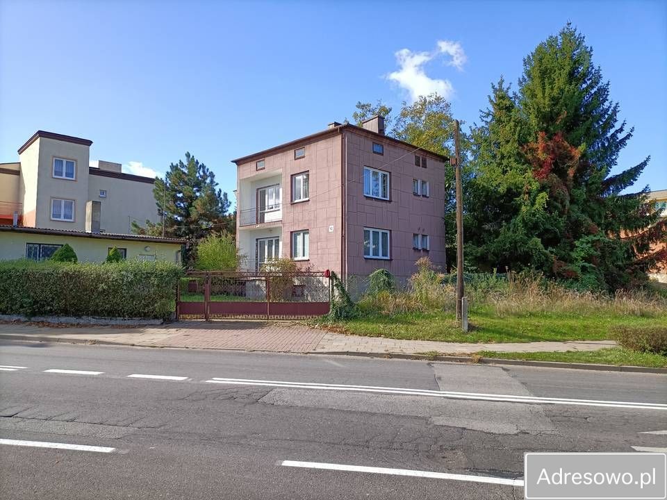 dom wolnostojący, 4 pokoje Radomsko, ul. Armii Krajowej