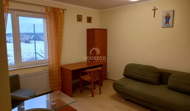 dom wolnostojący, 9 pokoi Bolszewo, ul. Polna