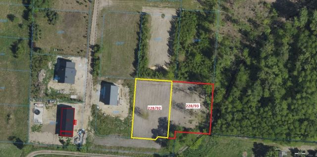 Działka budowlana Kuriany. Zdjęcie 1