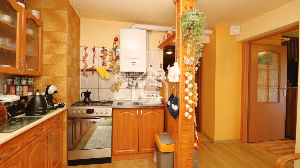 dom wolnostojący, 5 pokoi Bratucice. Zdjęcie 11