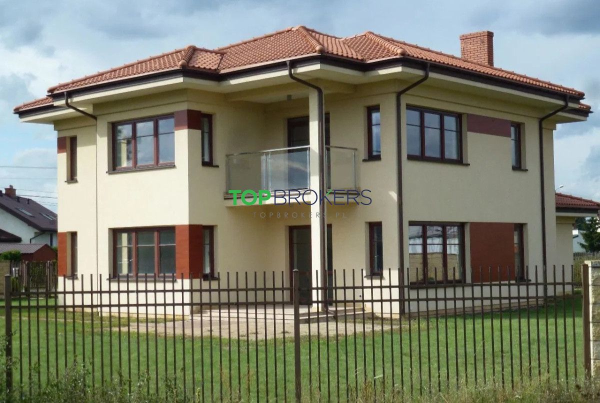 dom wolnostojący, 6 pokoi Konstancin-Jeziorna. Zdjęcie 3