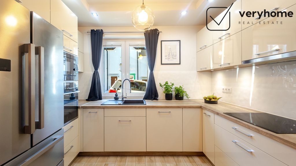 dom szeregowy, 4 pokoje Wieliczka, ul. Bajeczna. Zdjęcie 2