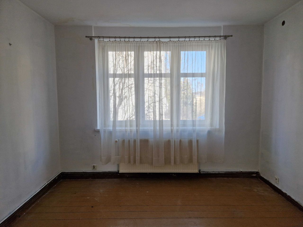 dom wolnostojący, 4 pokoje Mrągowo. Zdjęcie 2