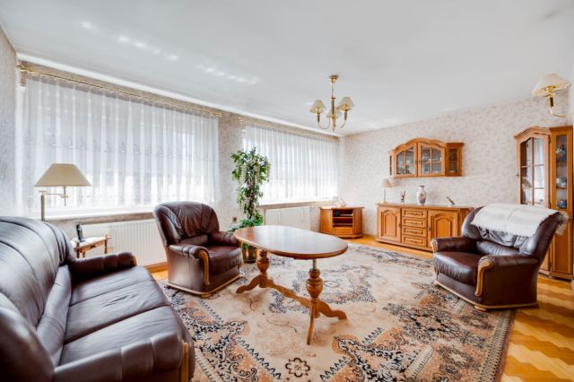 dom szeregowy, 6 pokoi Lębork, ul. Targowa. Zdjęcie 8