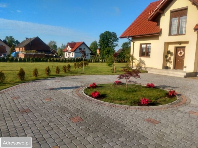 dom wolnostojący, 5 pokoi Komorowo. Zdjęcie 1