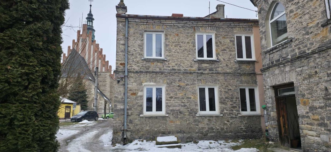 Mieszkanie 4-pokojowe Szydłowiec, pl. Rynek Wielki. Zdjęcie 3