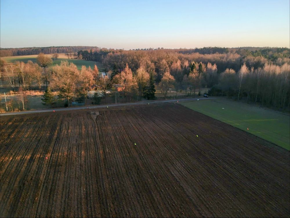 Działka budowlana Woźniki Czarny Las. Zdjęcie 2