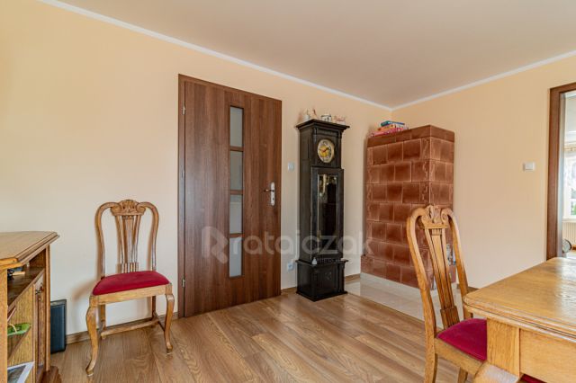 dom wolnostojący, 5 pokoi Kłodawa. Zdjęcie 4