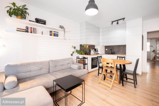 Mieszkanie 3-pokojowe Wrocław Kleczków, ul. Zakładowa. Zdjęcie 1