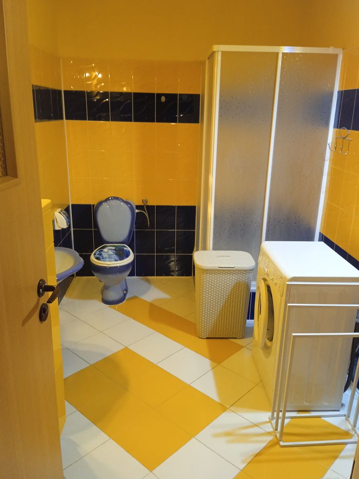 Mieszkanie 3-pokojowe Szwecja, ul. Szkolna. Zdjęcie 4